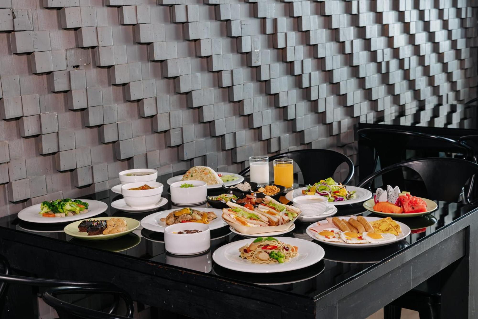 The Core Gallery Hotel Chiang Mai Extérieur photo